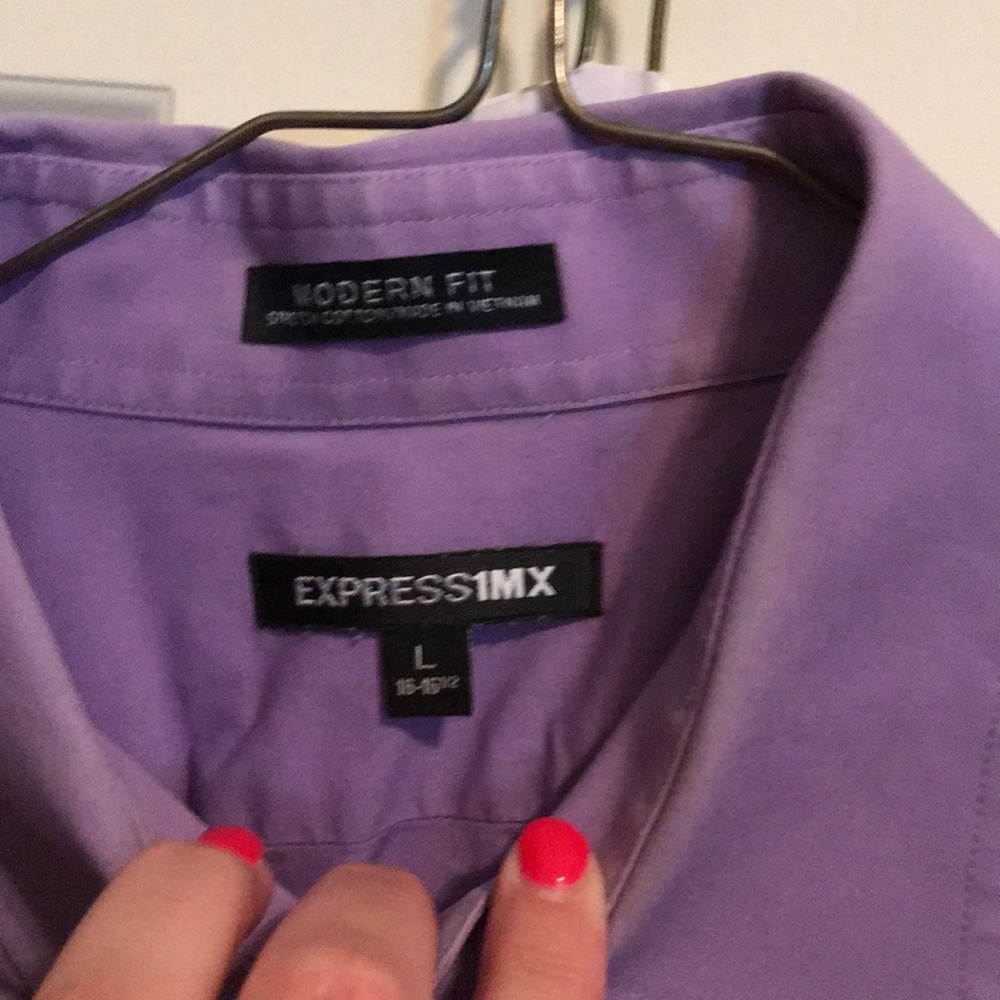 Button down - Picture 2 of 2